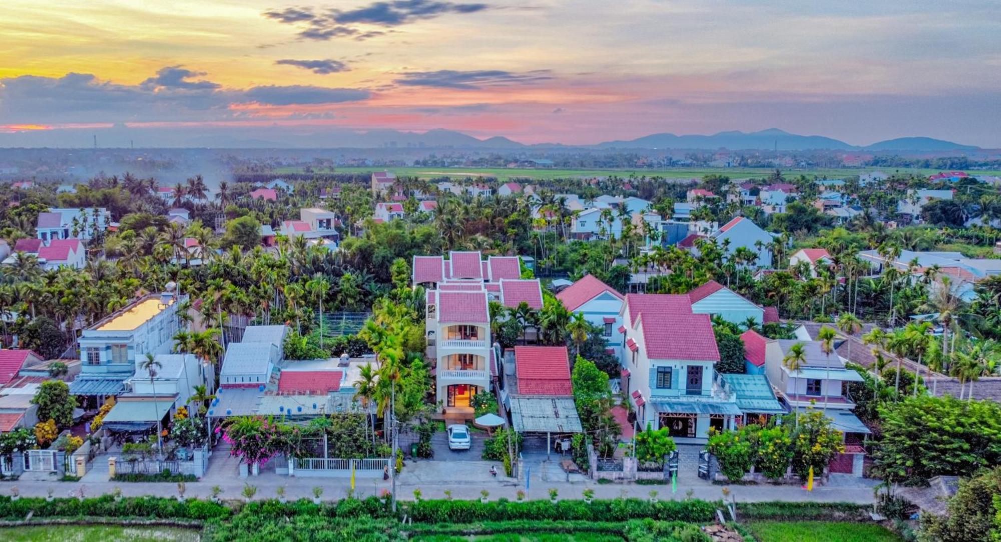 En Retreat Hoi An Bed & Breakfast ภายนอก รูปภาพ